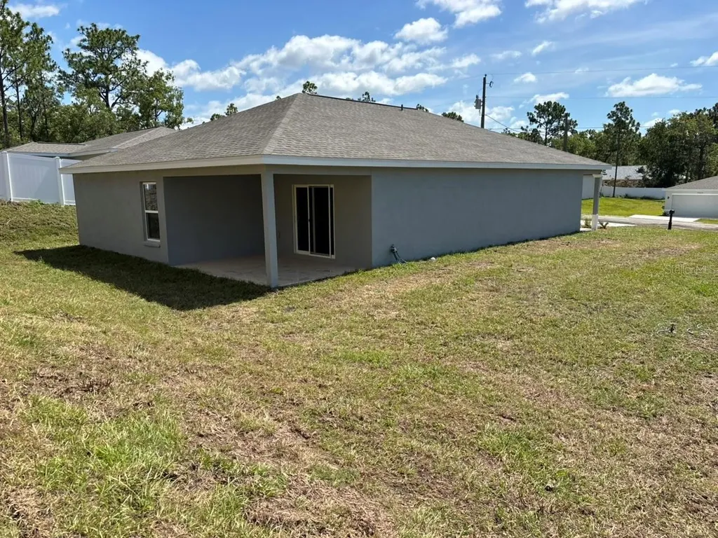9884 N Lathyrus Terrace Dunnellon FL 34433