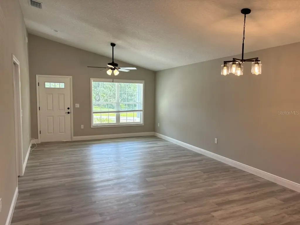 9884 N Lathyrus Terrace Dunnellon FL 34433
