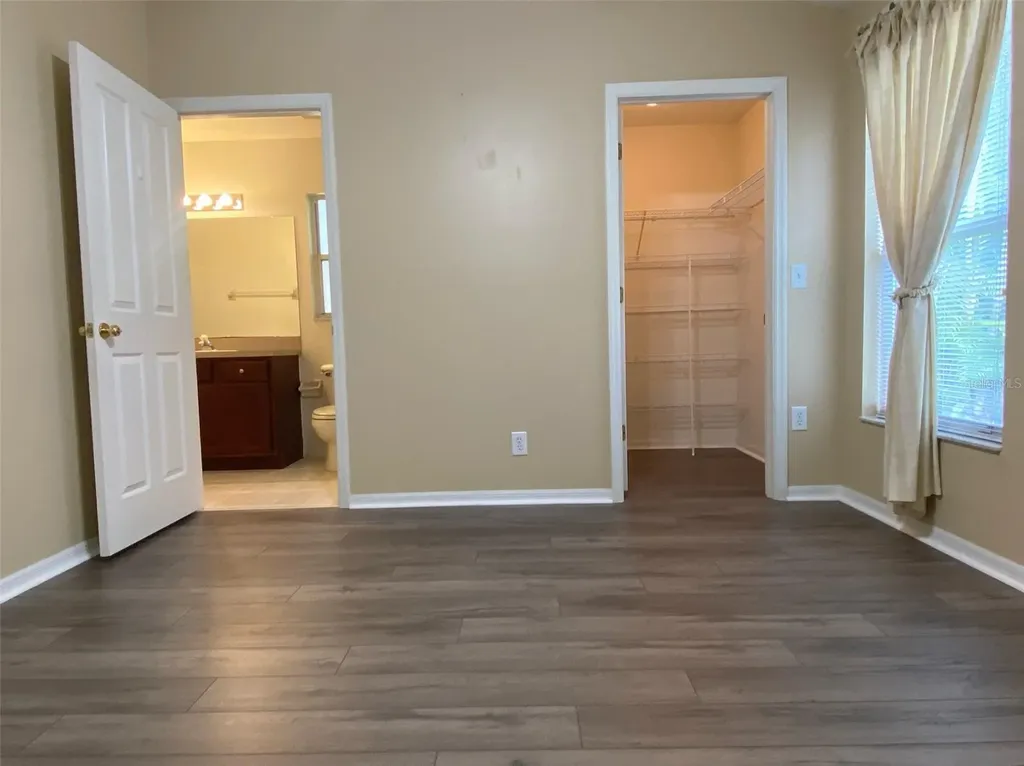 10542 San Travaso Drive Tampa FL 33647