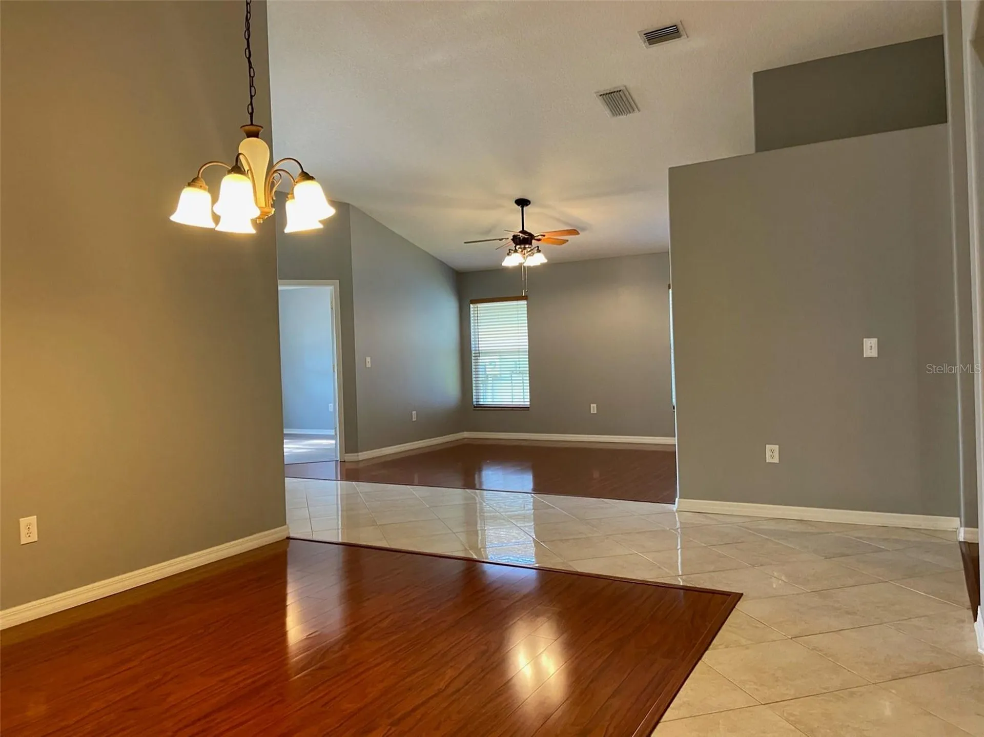 10542 San Travaso Drive Tampa FL 33647