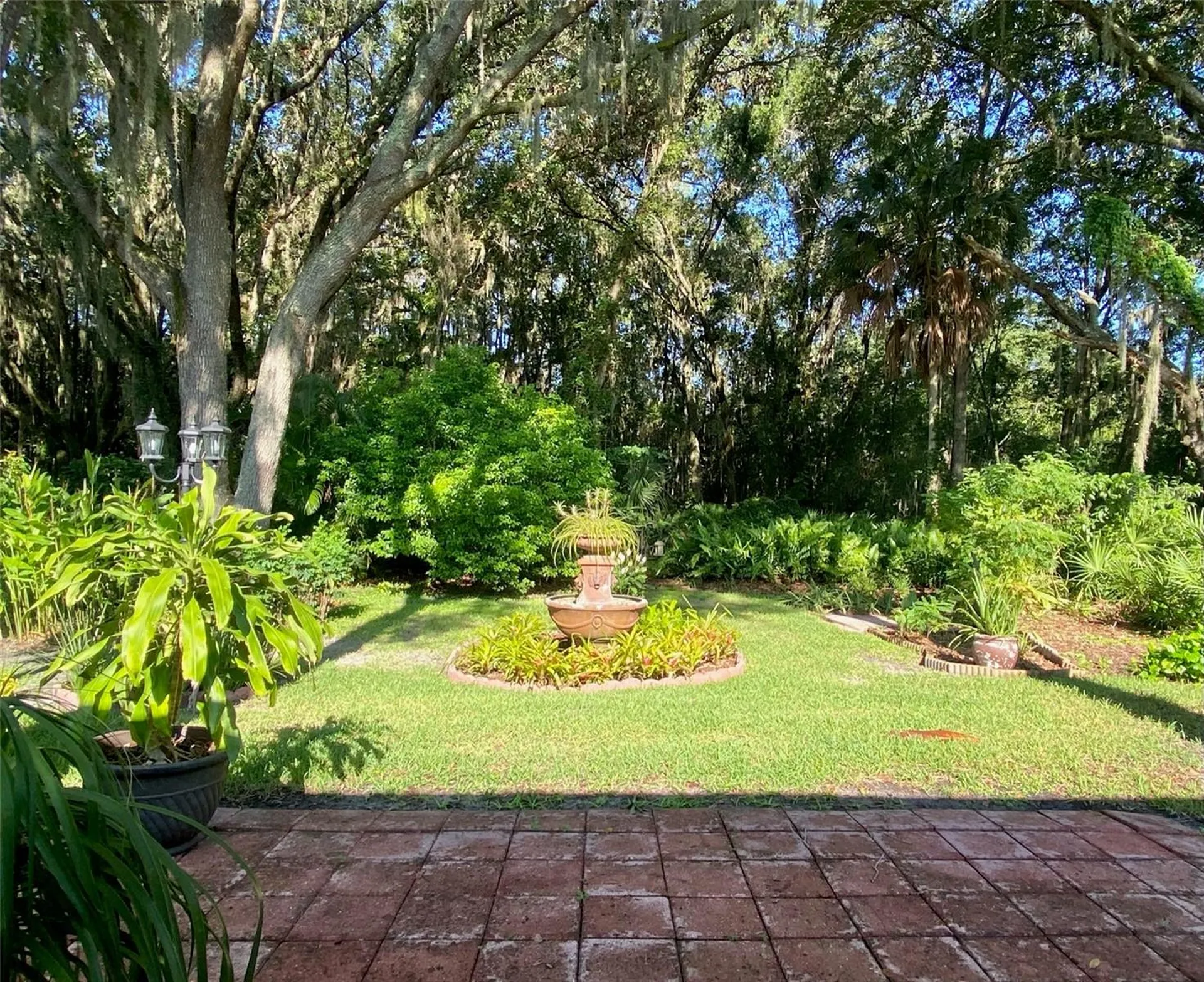 10542 San Travaso Drive Tampa FL 33647