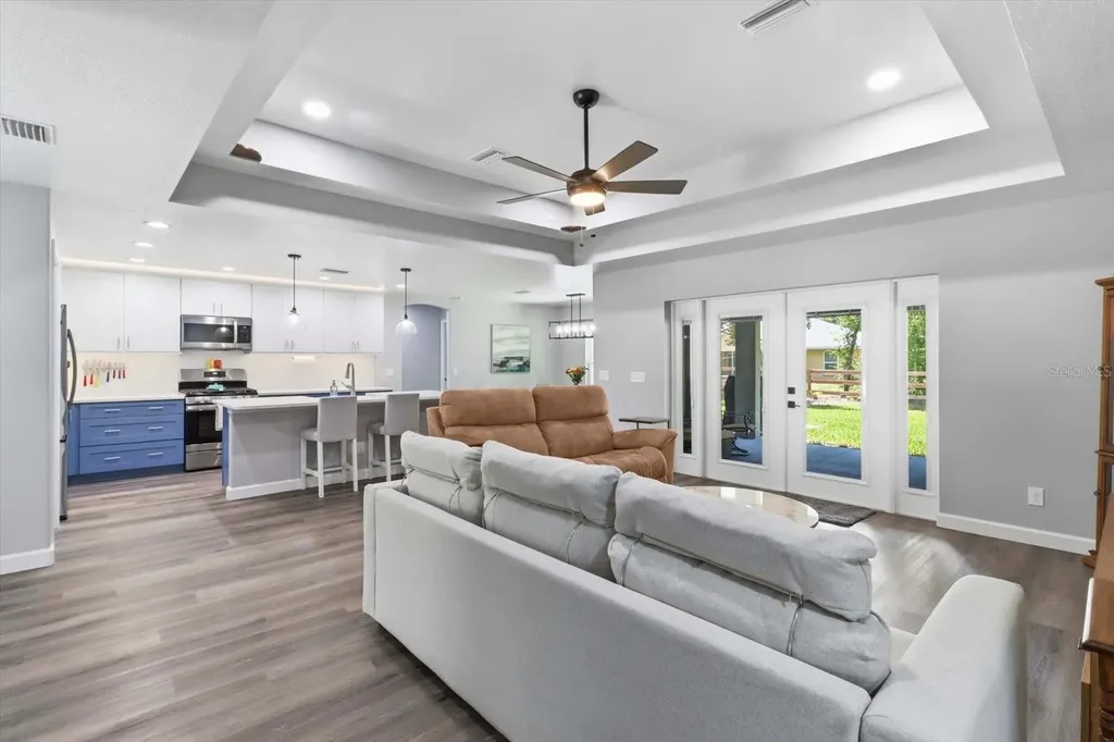 232 E Falcon Street Dunnellon FL 34434