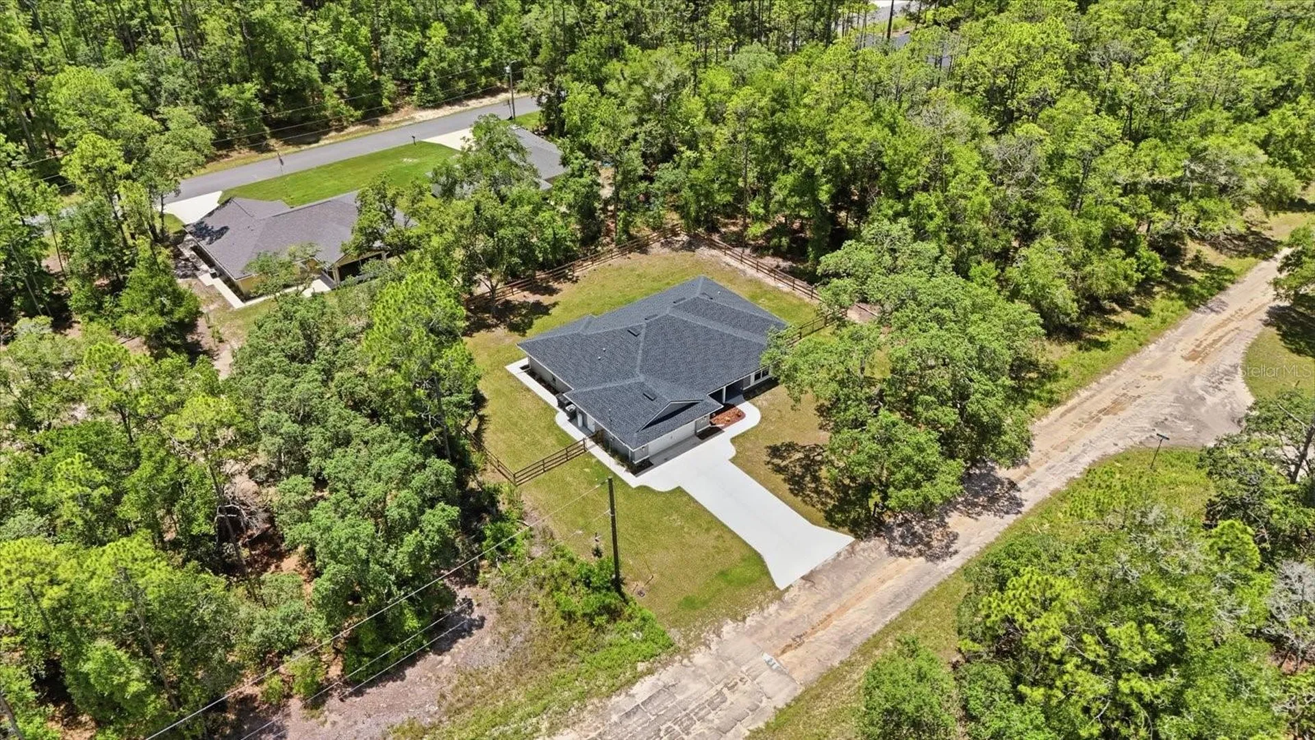 232 E Falcon Street Dunnellon FL 34434