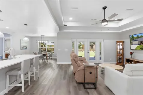 232 E Falcon Street Dunnellon FL 34434