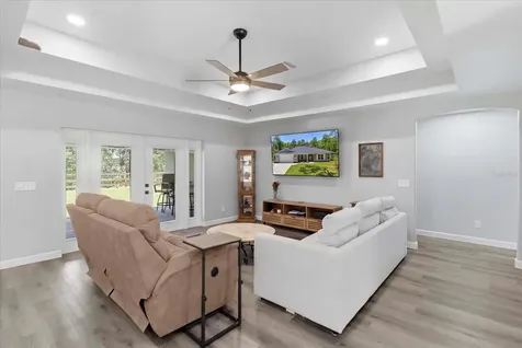 232 E Falcon Street Dunnellon FL 34434