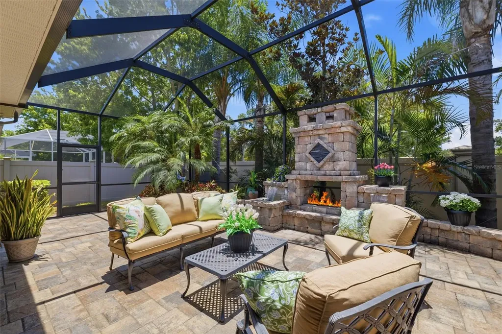 14231 Avon Farms Drive Tampa FL 33618