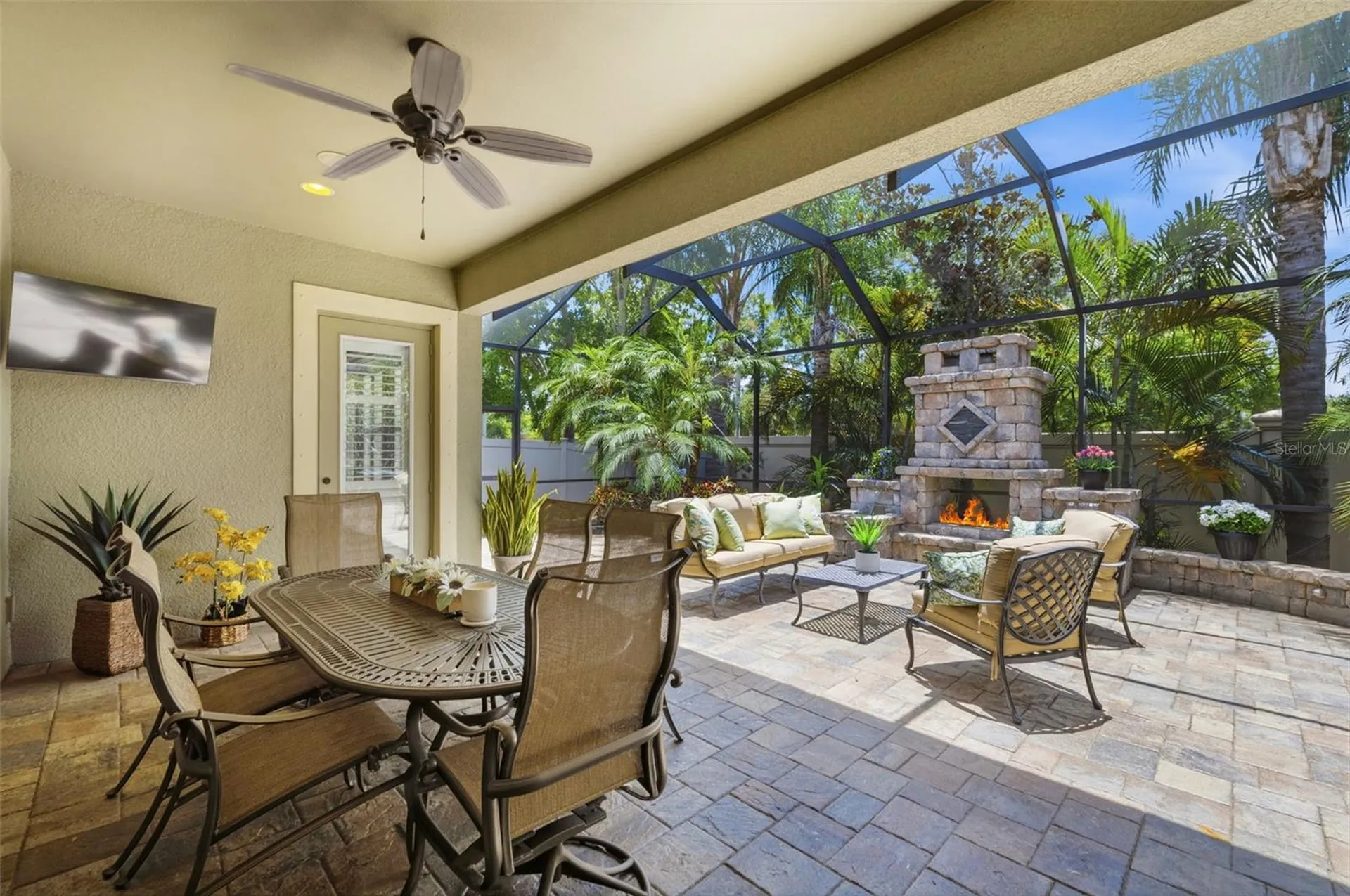14231 Avon Farms Drive Tampa FL 33618
