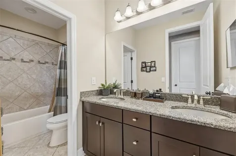 14231 Avon Farms Drive Tampa FL 33618