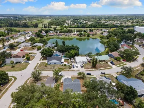 5690 25th Street Circle E Bradenton FL 34203
