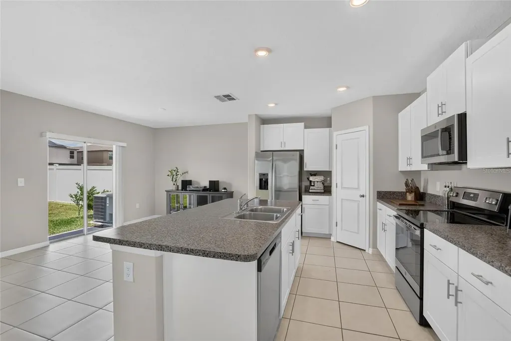 4907 Wild Senna Boulevard Tampa FL 33619