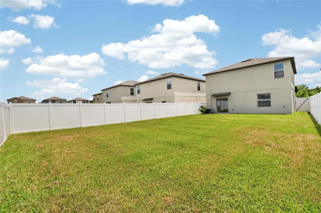 4907 Wild Senna Boulevard Tampa FL 33619