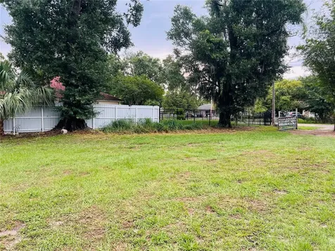 1218 Kingston Avenue Orlando FL 32807