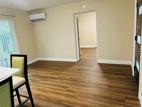 1218 Kingston Avenue Orlando FL 32807