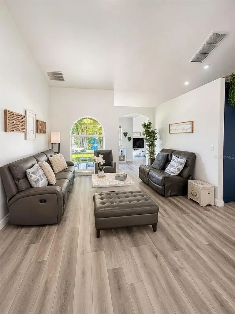 2526 Holly Berry Circle Clermont FL 34711