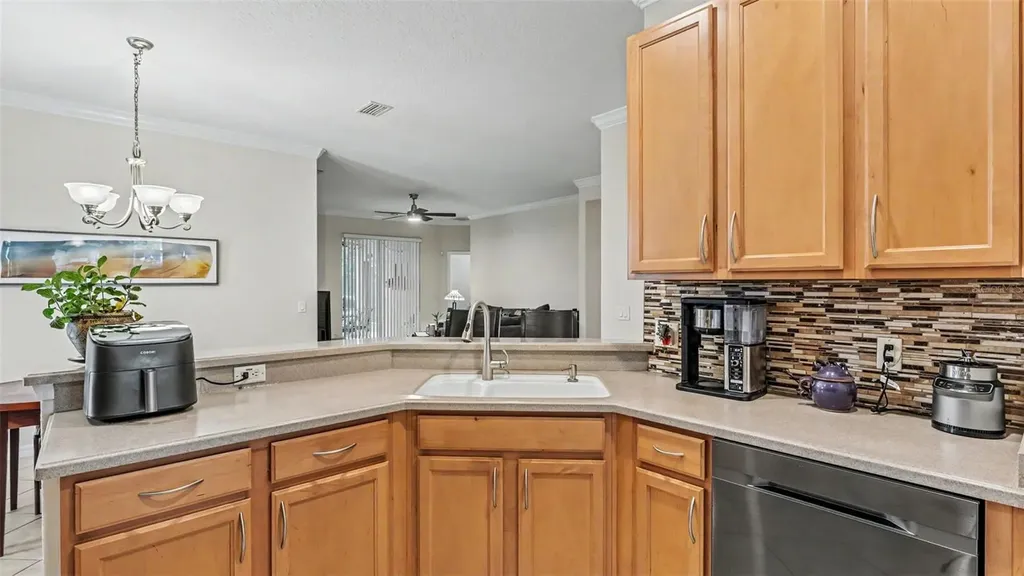 2305 Frankfort Street Winter Haven FL 33881