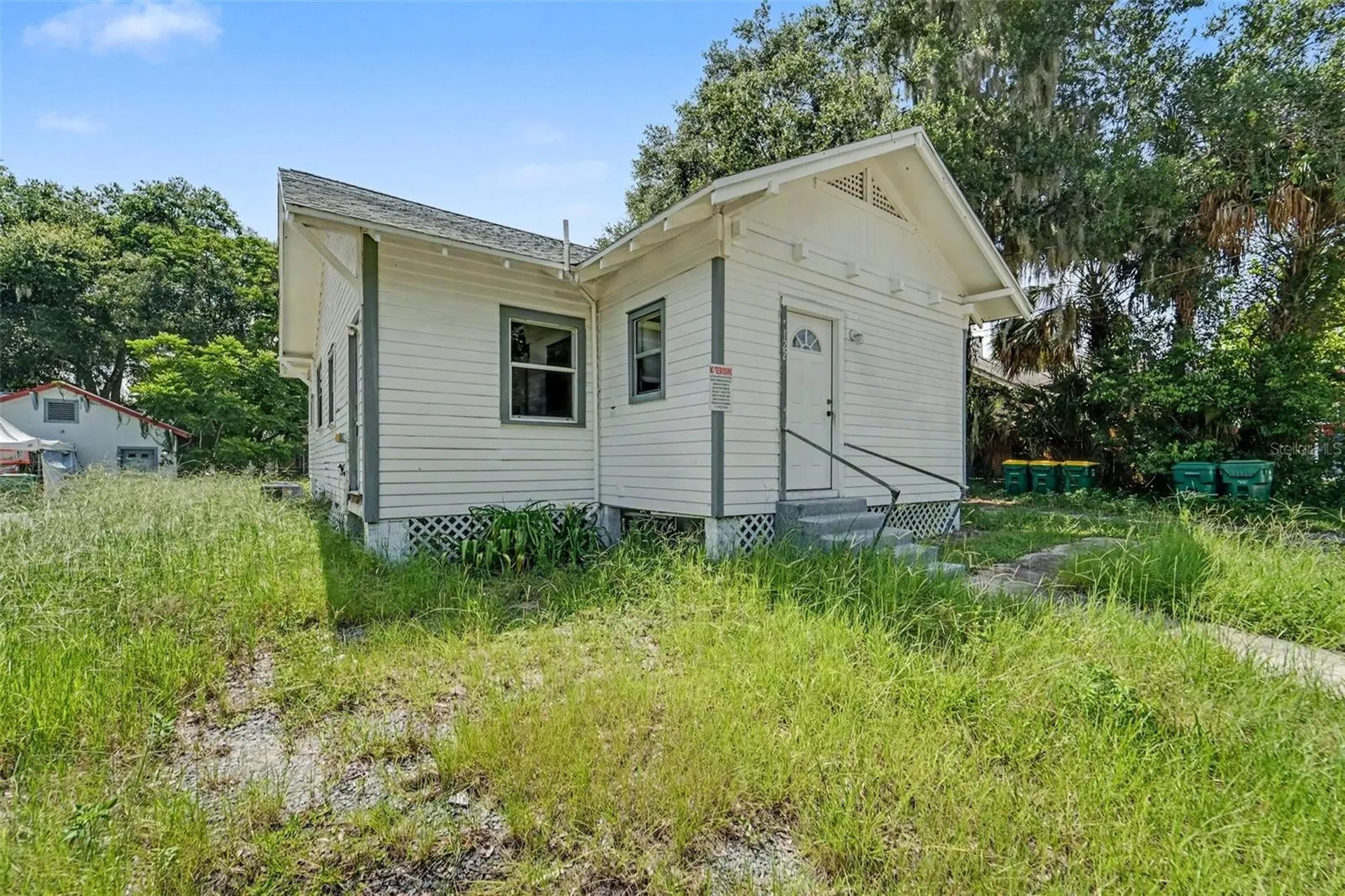 122 S Garfield Avenue Deland FL 32724
