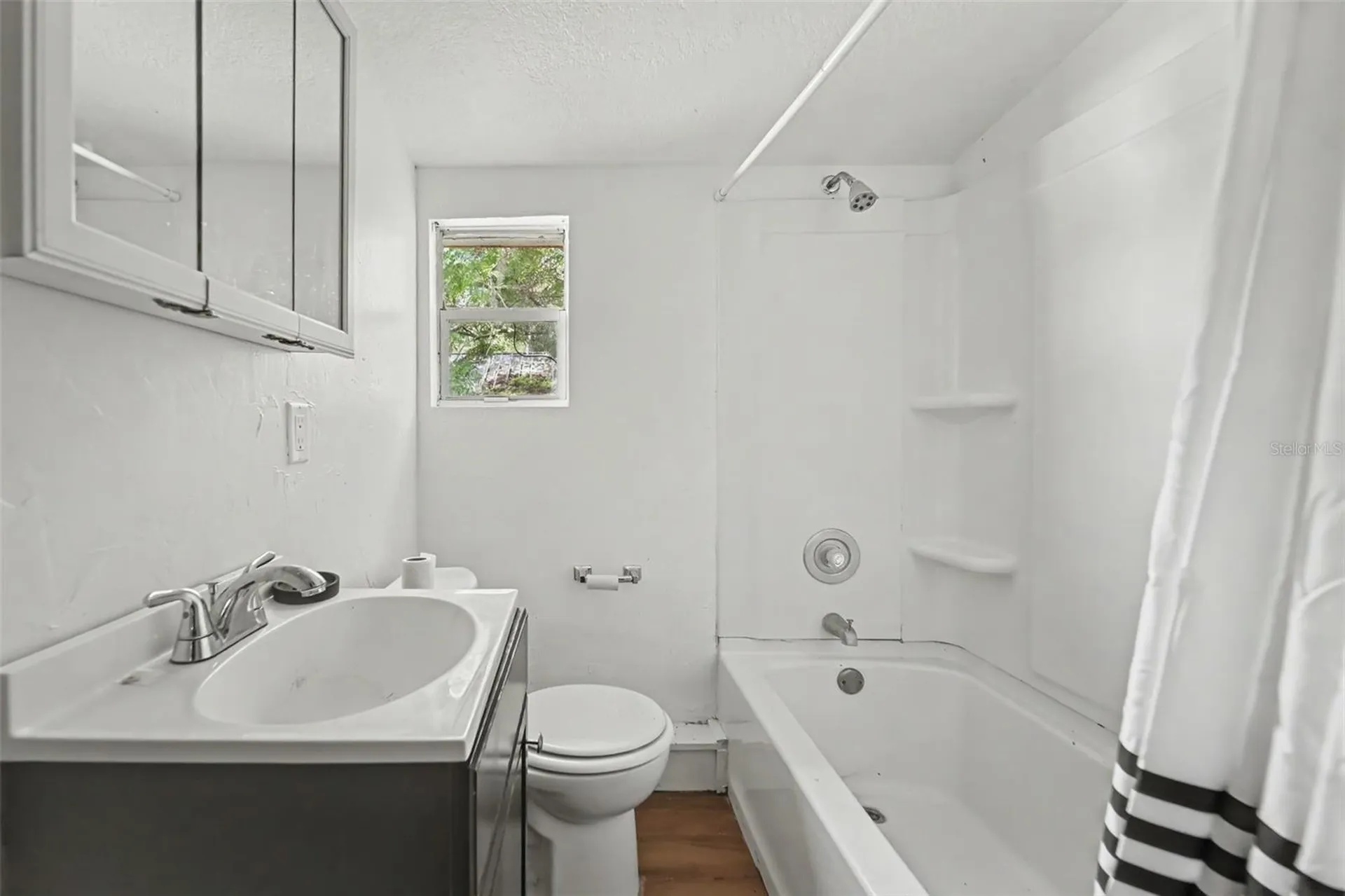 122 S Garfield Avenue Deland FL 32724