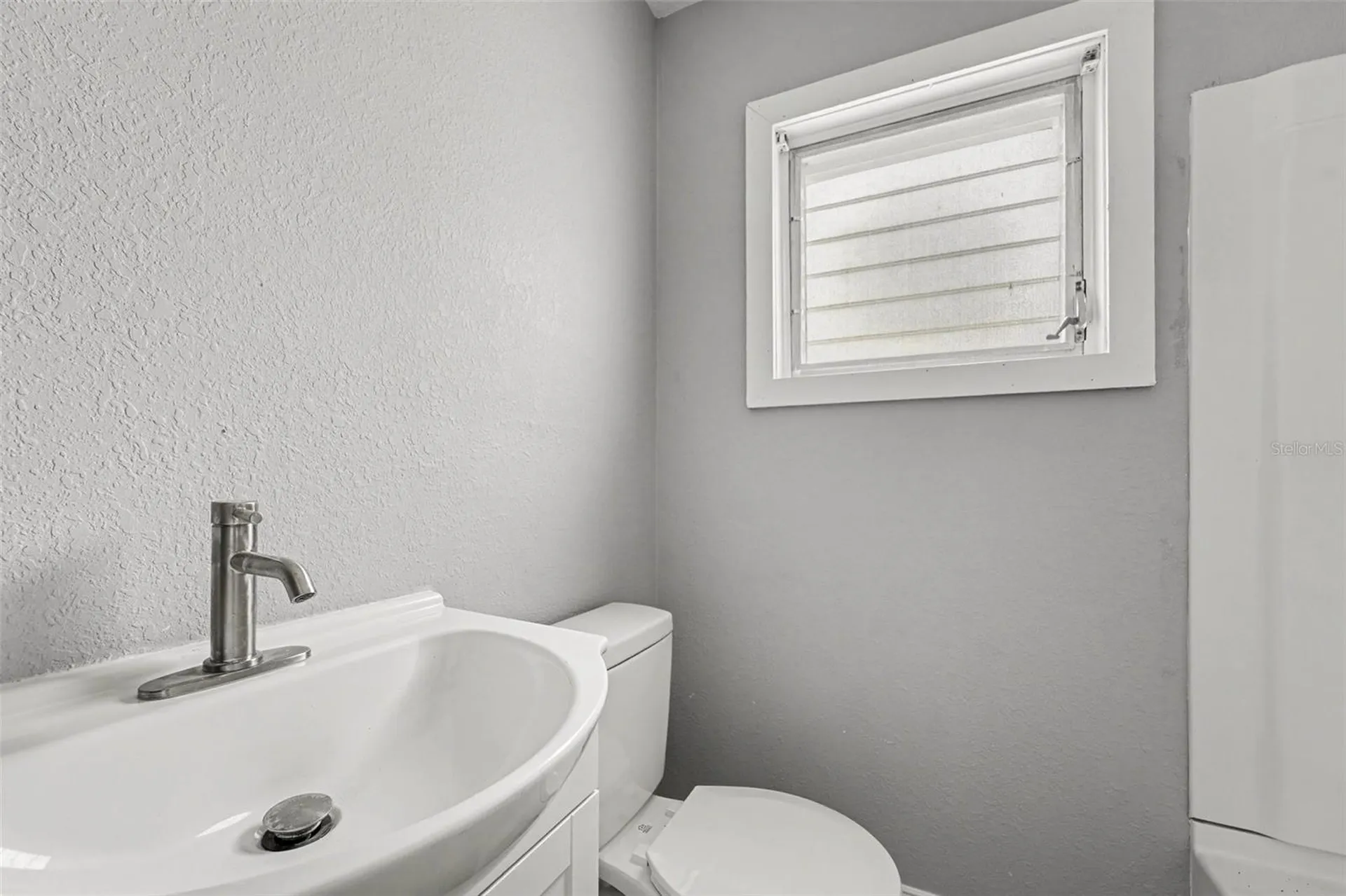 122 S Garfield Avenue Deland FL 32724