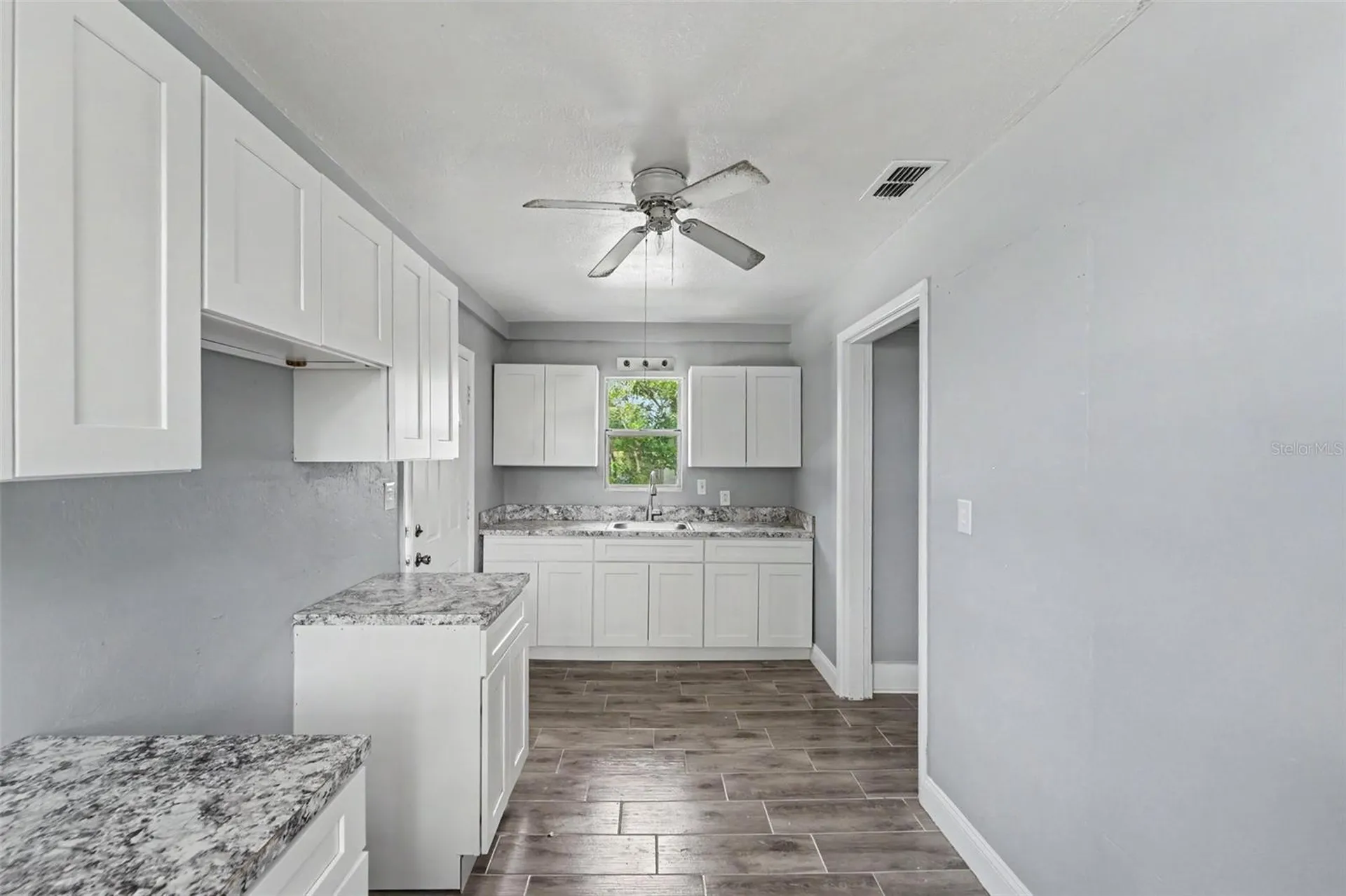 122 S Garfield Avenue Deland FL 32724