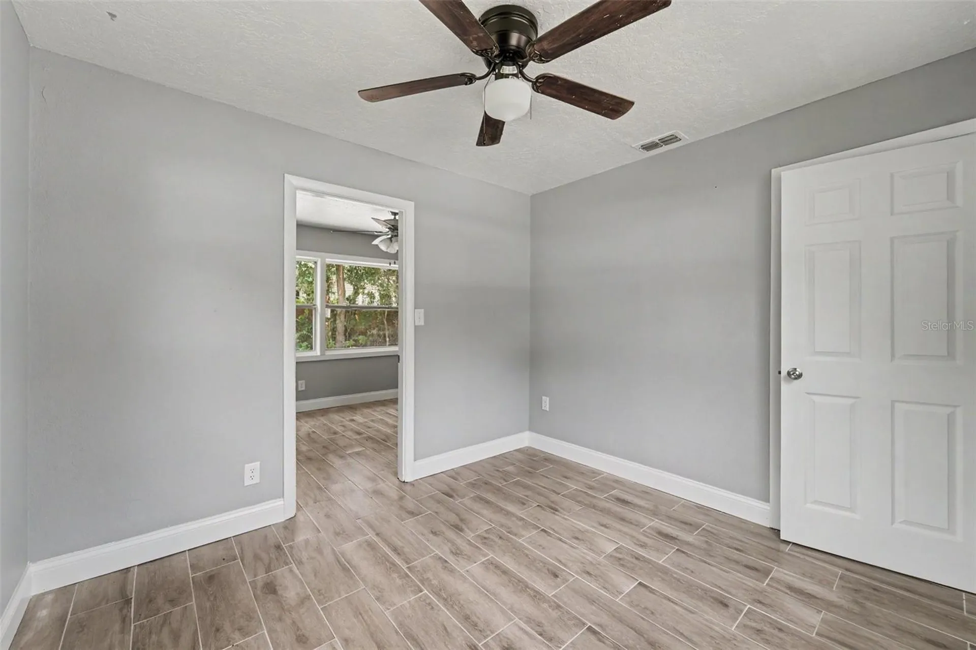 122 S Garfield Avenue Deland FL 32724
