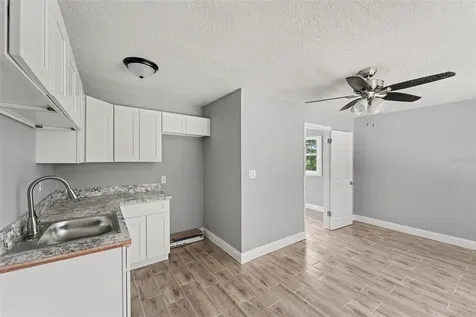 122 S Garfield Avenue Deland FL 32724