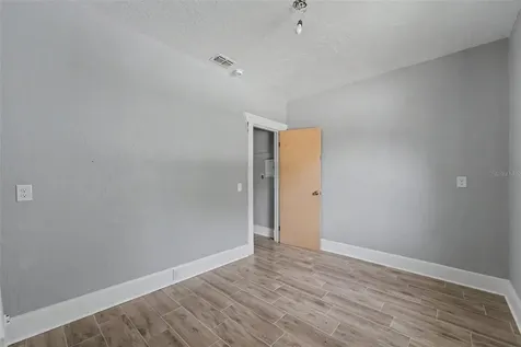 122 S Garfield Avenue Deland FL 32724