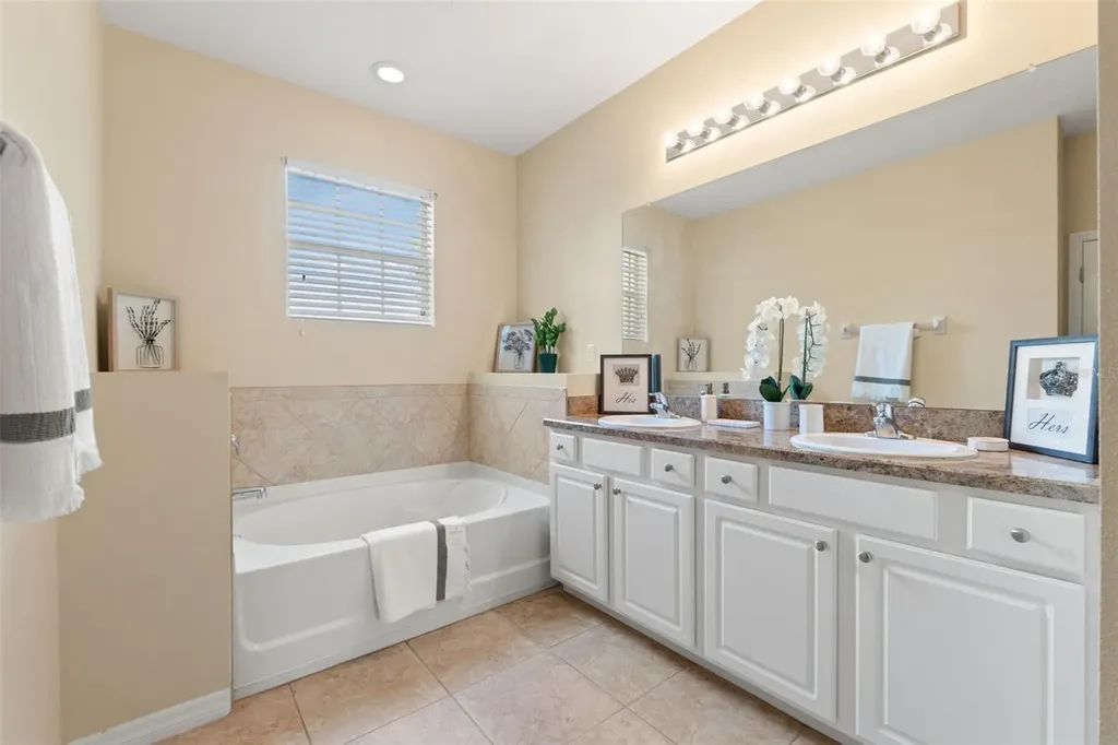 13589 Hunters Point Street Spring Hill FL 34609