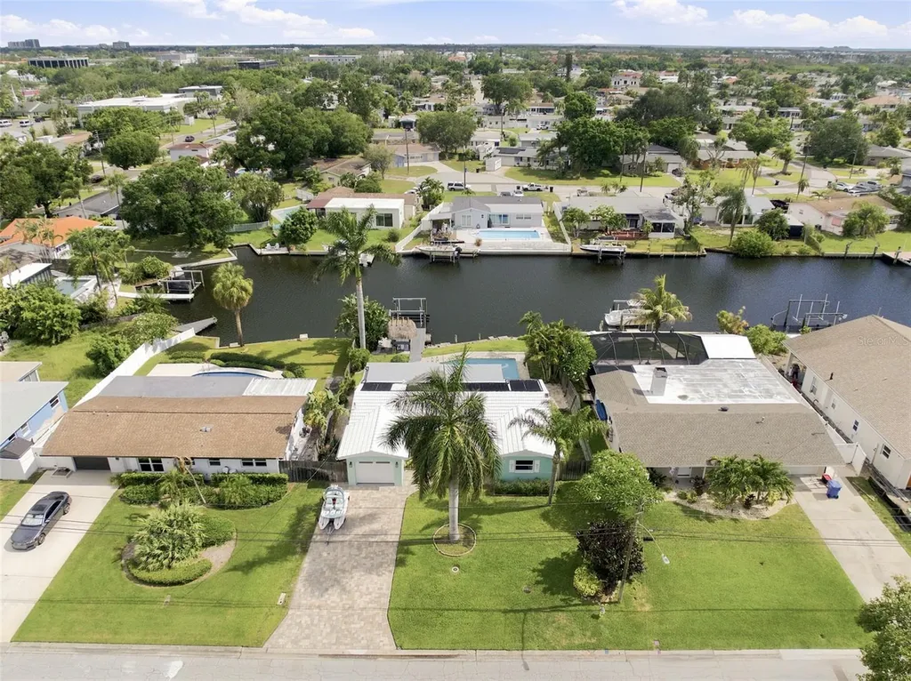 101 92nd Avenue N St Petersburg FL 33702