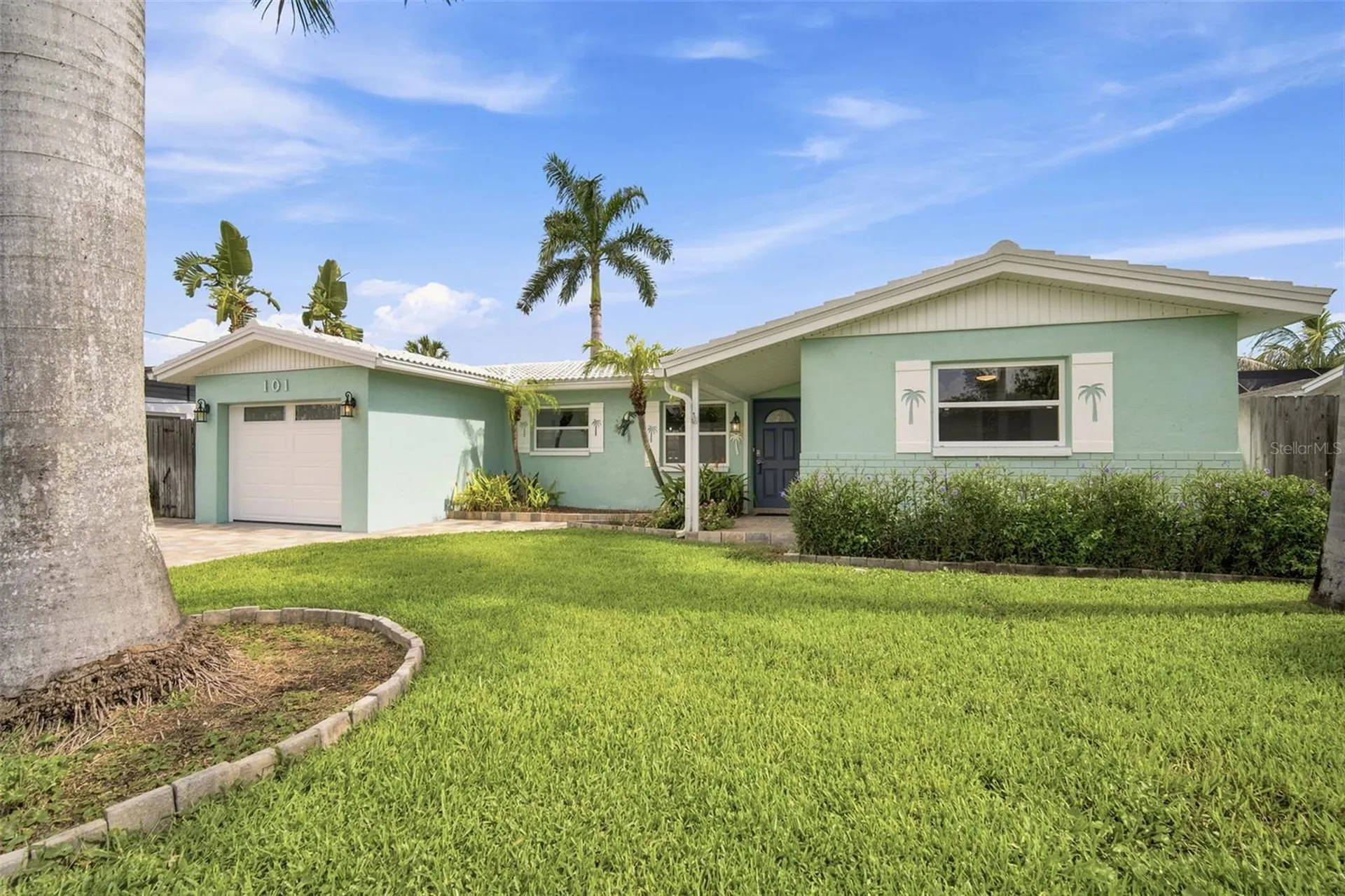101 92nd Avenue N St Petersburg FL 33702