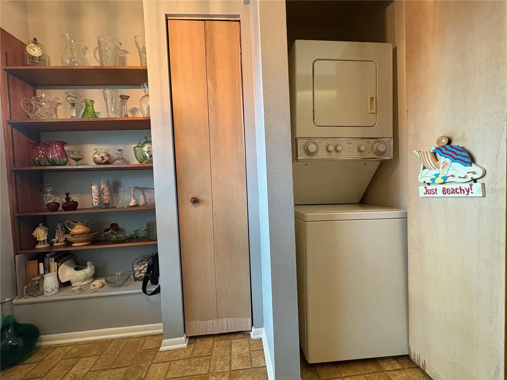 7214 Cloister Drive Sarasota FL 34231