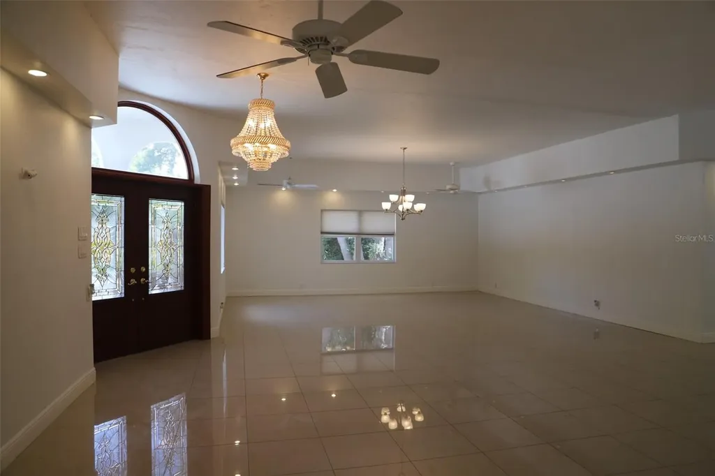 2810 61st Street Sarasota FL 34243