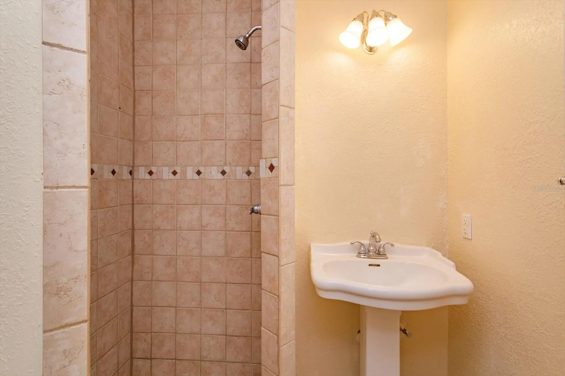 1519 Catalpa Lane Orlando FL 32806