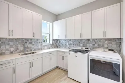 1201 Blue Shell Loop Sarasota FL 34240