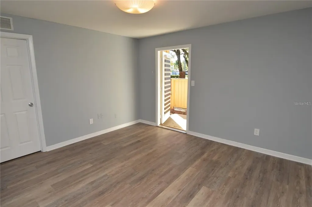 8603 Fancy Finch Drive Tampa FL 33614