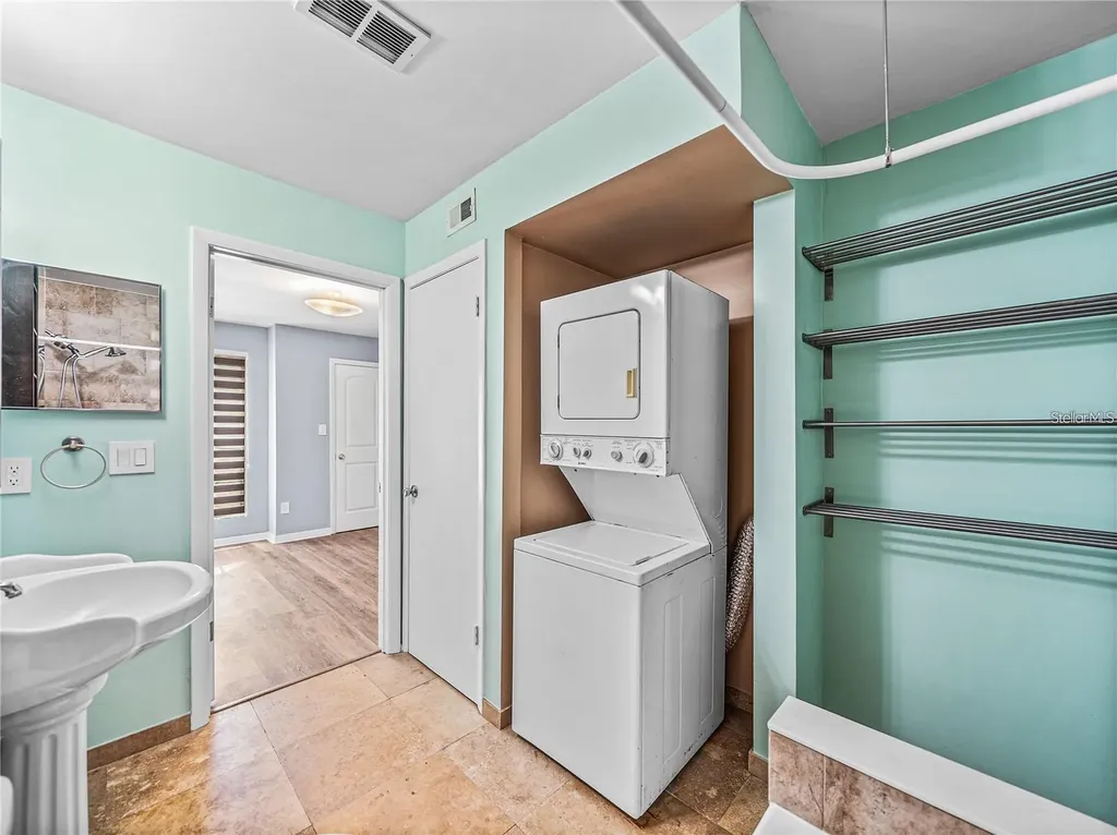 8603 Fancy Finch Drive Tampa FL 33614