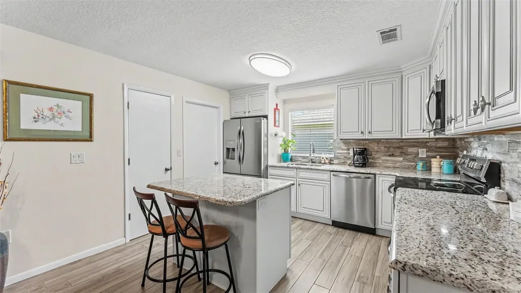 308 High View Lane Lakeland FL 33803