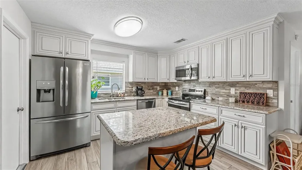 308 High View Lane Lakeland FL 33803