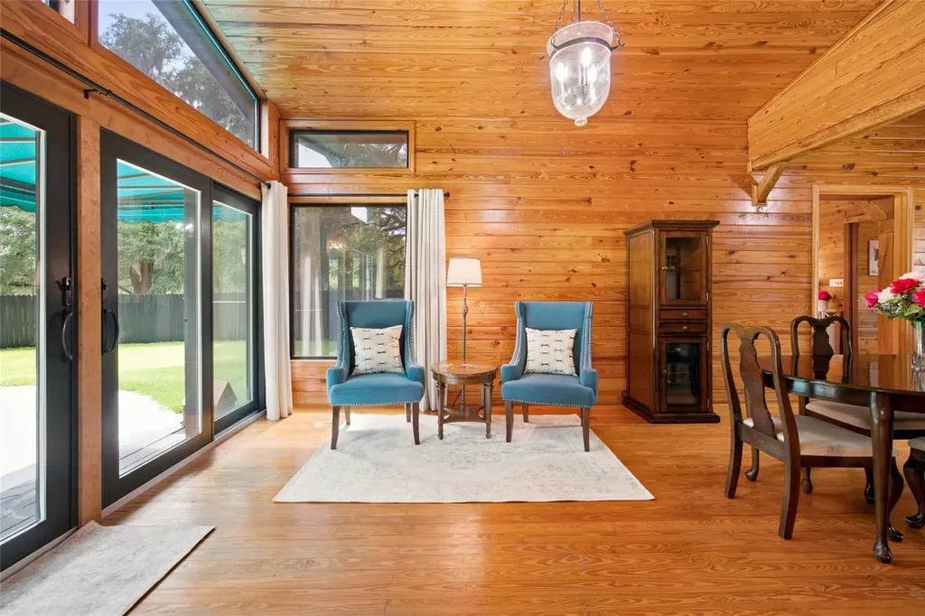 3825 NW 160th Street Reddick FL 32686