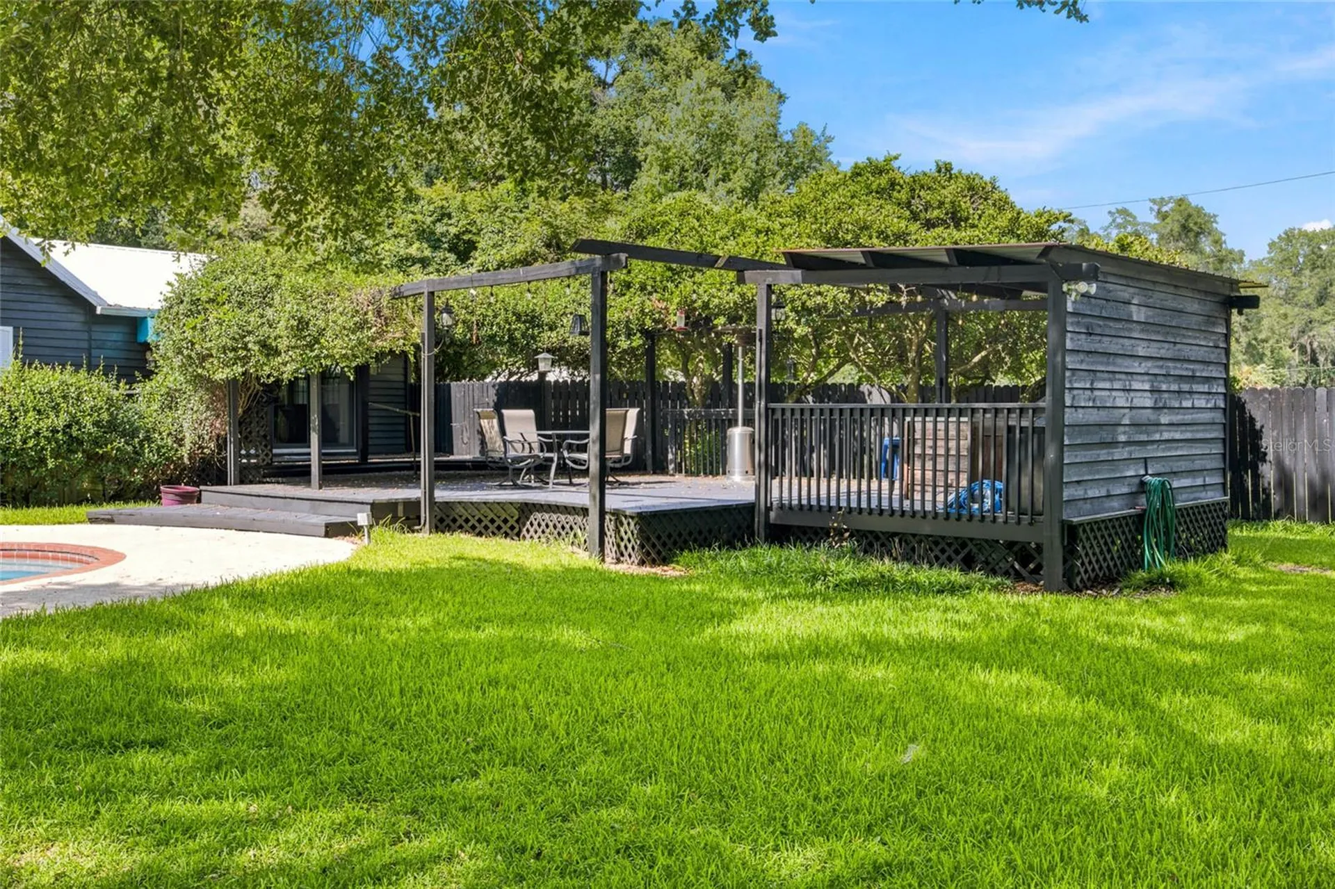 3825 NW 160th Street Reddick FL 32686