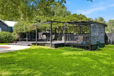 3825 NW 160th Street Reddick FL 32686