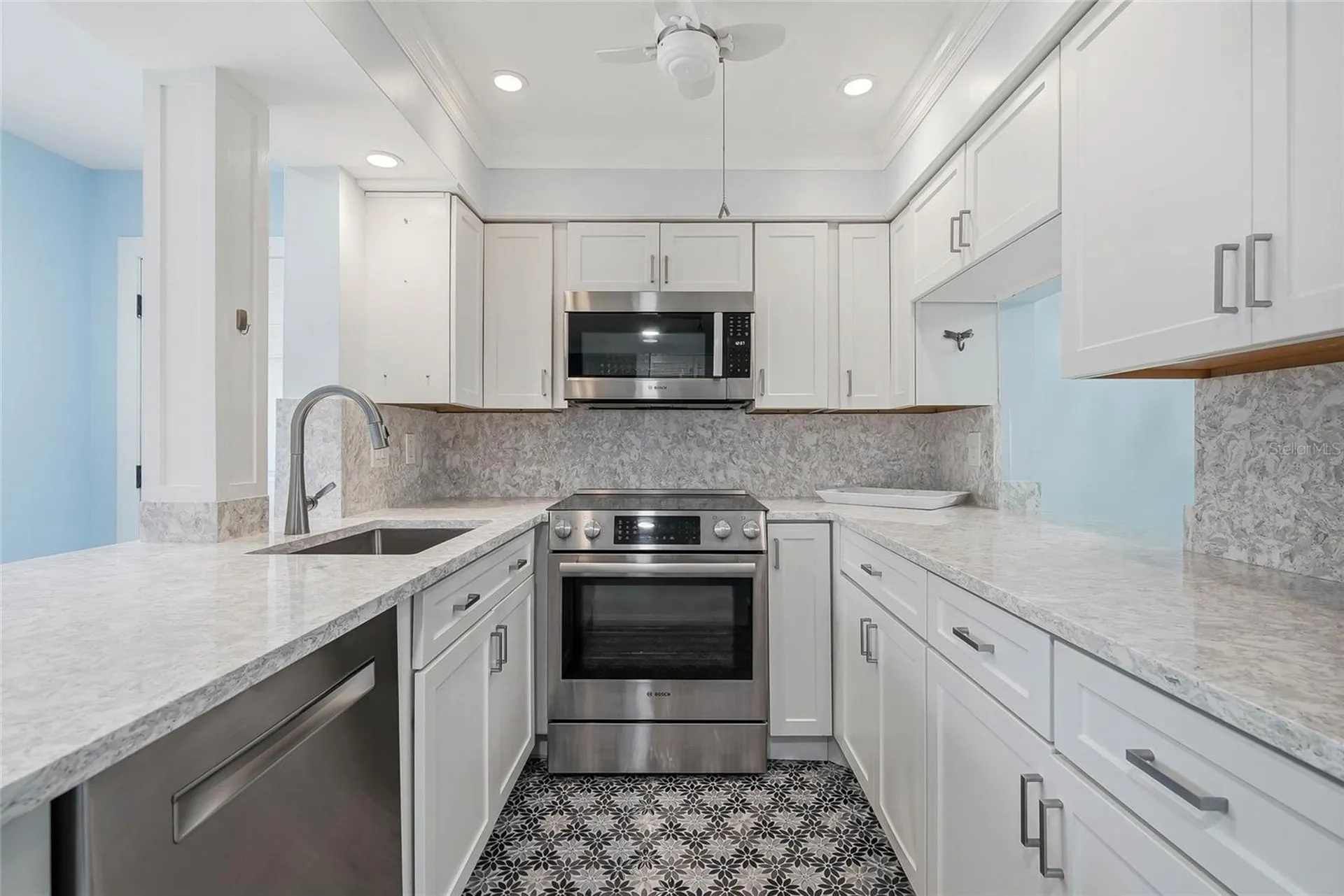 202 46th Avenue Terrace W Bradenton FL 34207