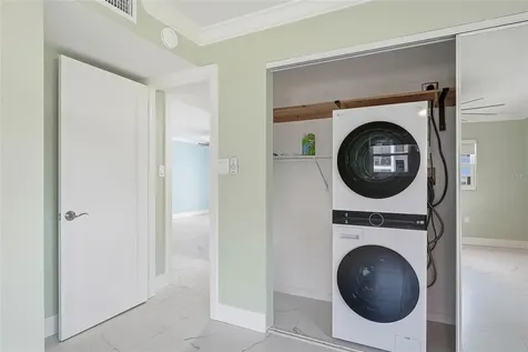 202 46th Avenue Terrace W Bradenton FL 34207