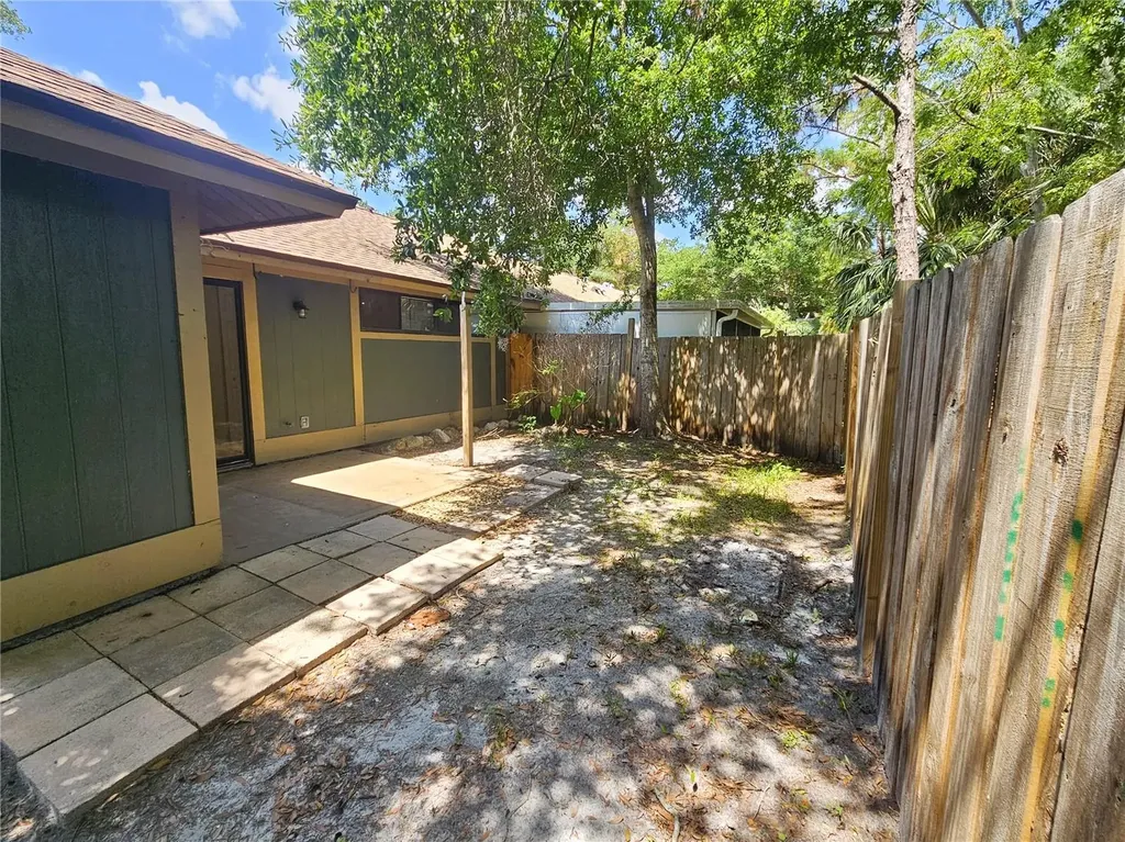 1003 Willow Pond Drive Safety Harbor FL 34695