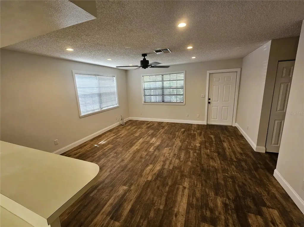 1003 Willow Pond Drive Safety Harbor FL 34695