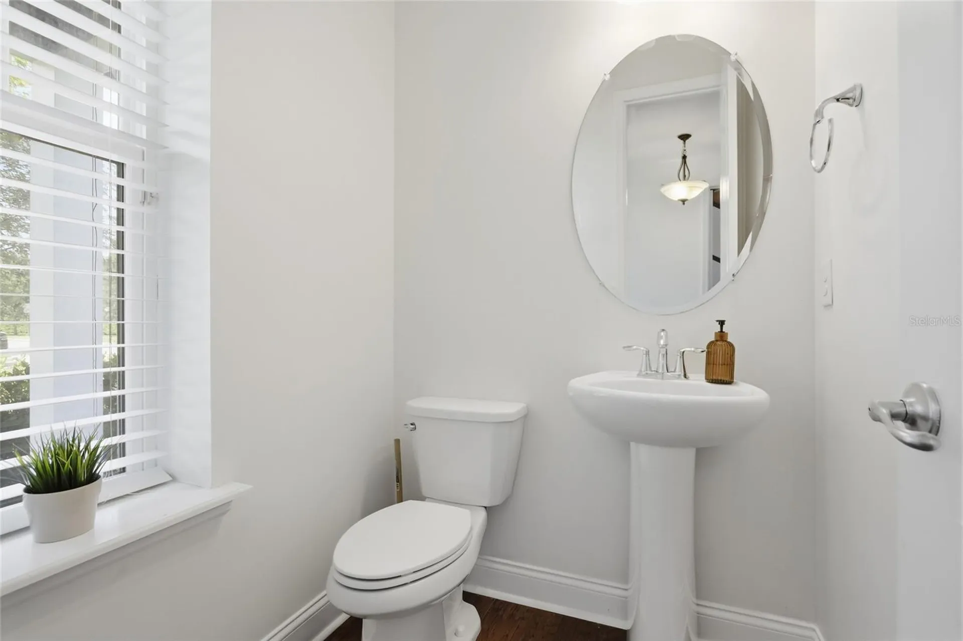 8105 Laureate Boulevard Orlando FL 32827