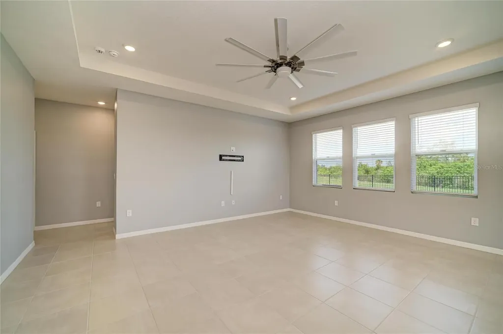 2230 Marsh Harbour Loop Bradenton FL 34208