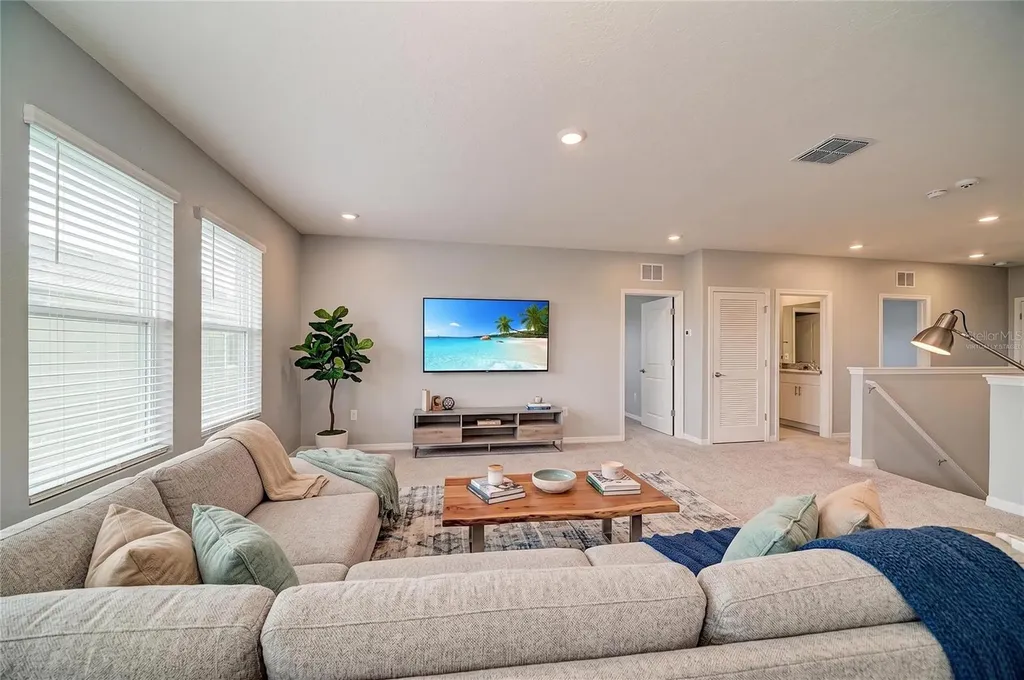 2230 Marsh Harbour Loop Bradenton FL 34208