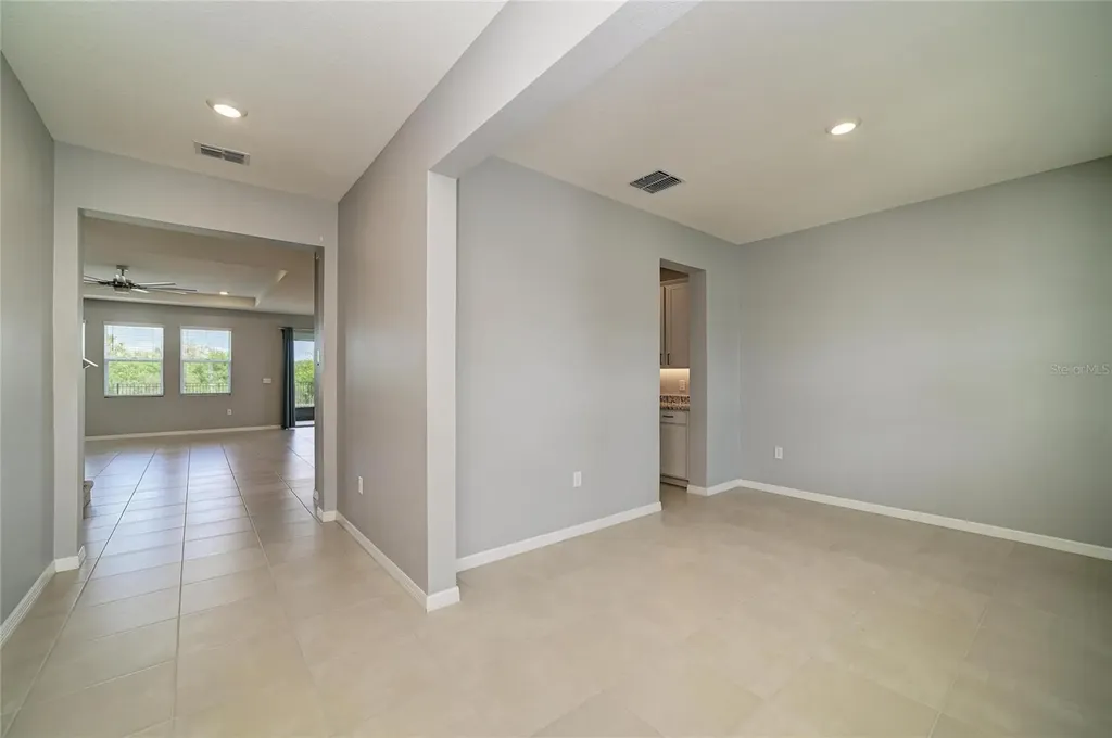 2230 Marsh Harbour Loop Bradenton FL 34208
