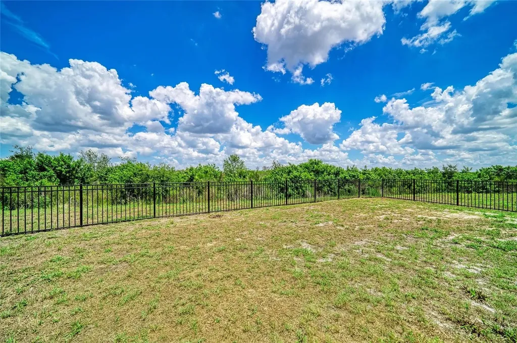 2230 Marsh Harbour Loop Bradenton FL 34208