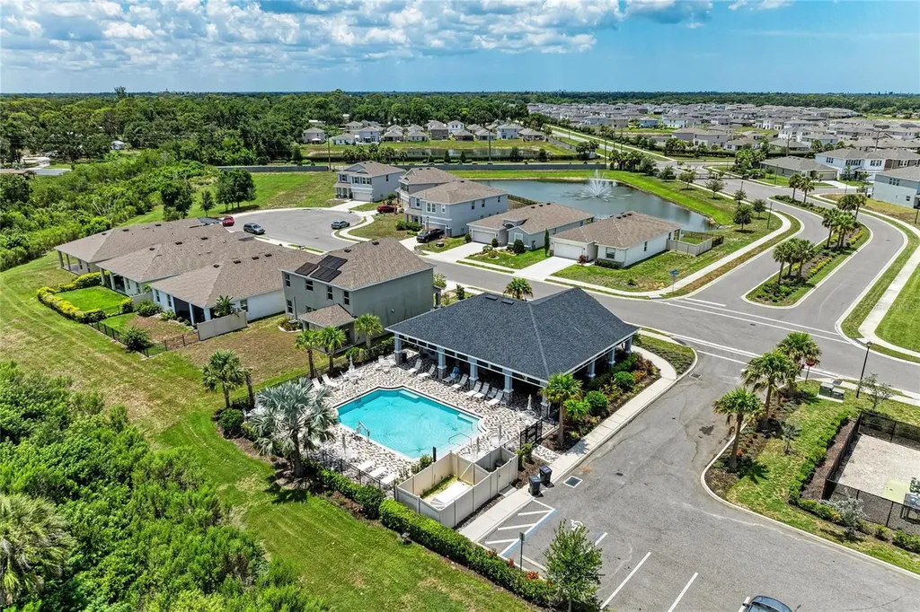 2230 Marsh Harbour Loop Bradenton FL 34208